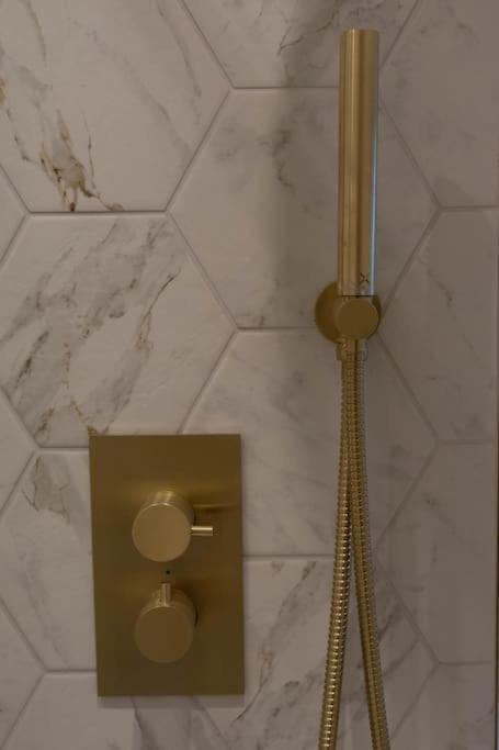 Luxury Nests - Johnnie Walker 2 * Edinburgh